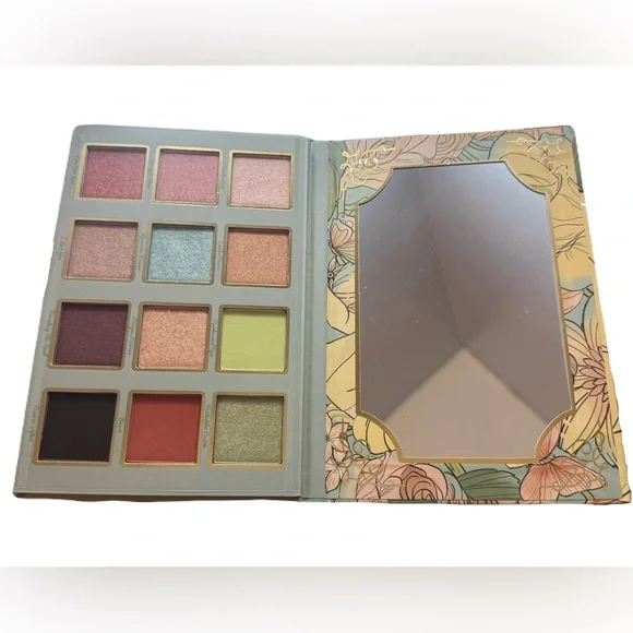 Disney Beauty and the Beast Eyeshadow Palette - Picture 3 of 4